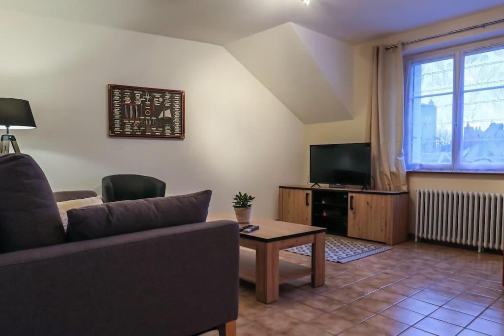 Le Saint-Cyr, Centre-Ville, Cosy, Spacieux Issoudun Eksteriør billede